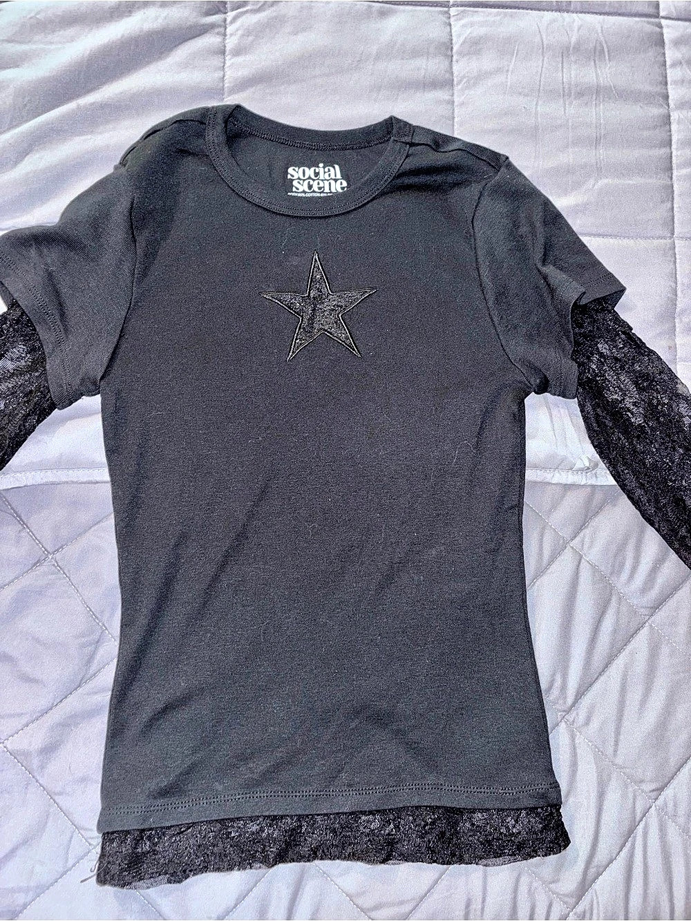 Social Scene Black Lace Sleeve Star Top Medium